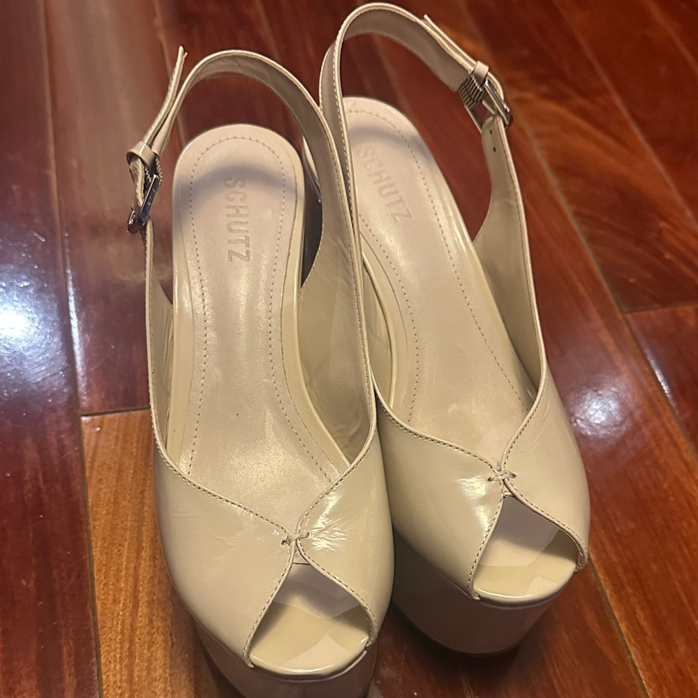 SCHUTZ Beige Slingback Platform Shoes